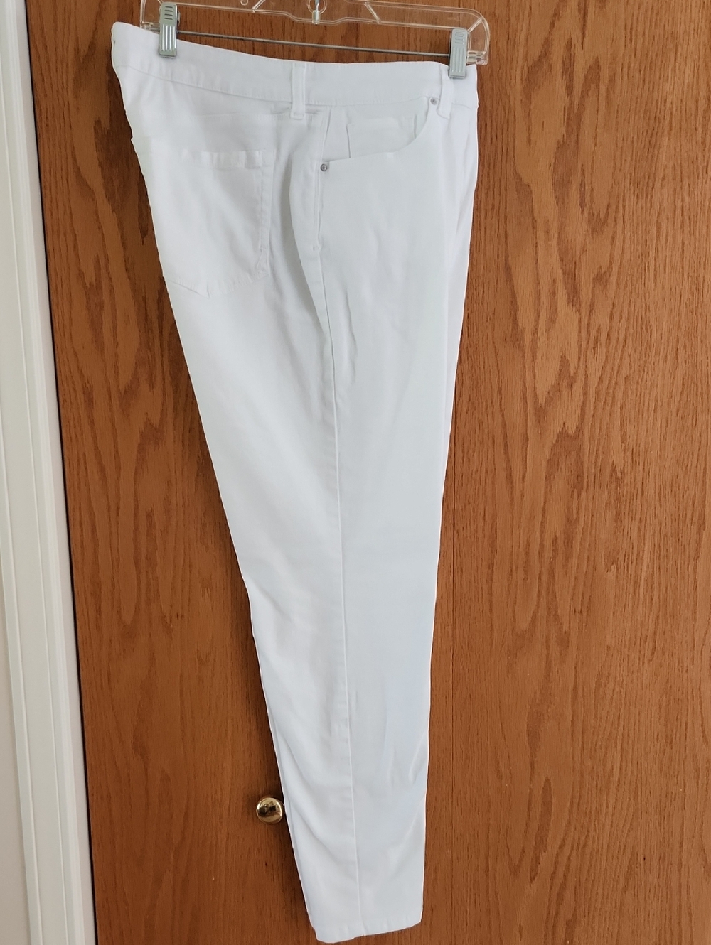 LOFT  Women's Curvy Skinny Ankle White NWOT